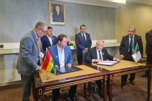 YPFB firma alianza con argelina Sonatrach para impulsar la producción hidrocarburífera