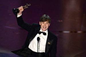 Cillian Murphy gana el Oscar al mejor actor por «Oppenheimer»