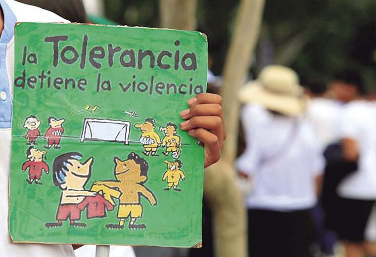 Cuatro de cada diez alumnos sufren maltrato; se puede prevenir con juegos en el aula