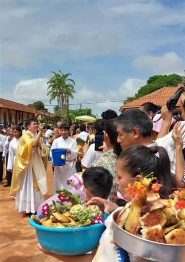 En Concepción celebran la Pascua con bendición de alimentos