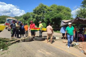 Censo: levantan los bloqueos en Abapó y en Santa Martha