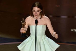 Emma Stone gana el Oscar a mejor actriz por «Pobres criaturas»