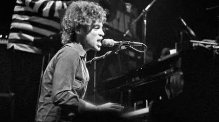 Eric Carmen, el intérprete del éxito mundial «All by Myself», falleció a los 74 años