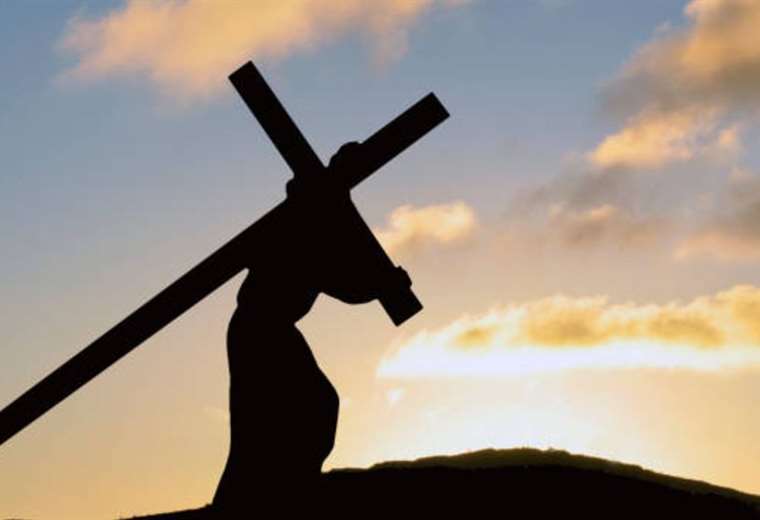 Viernes Santo en Santa Cruz: hay dos viacrucis programados en el centro y otras actividades a partir del mediodía