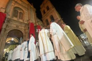 Pausa en las misas; los sacerdotes renovaron su fe antes del feriado santo