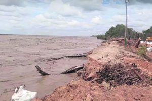 Se desborda el Río Grande y hay 300 familias en riesgo de inundación
