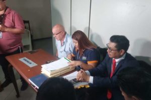 Caso «decretazo»: se suspende el inicio del juicio oral ante la ausencia del gobernador Camacho