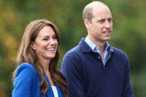 Ante los rumores el príncipe Guillermo y Kate Middleton reaparecen en familia