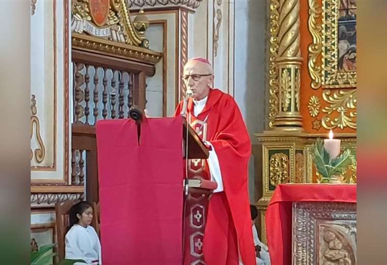 Lavado de pies y Viacrucis convocan a la feligresía en Concepción