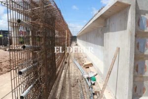¿Cuál es el avance y cuándo finalizan las obras del viaducto del cuarto anillo y Av. Virgen de Cotoca?