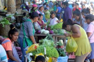 En medio de proyecciones de bajo crecimiento para Bolivia, Bloomberg destaca baja inflación del país