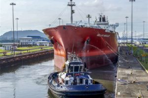 Panamá se propone crear un «Canal Seco» para mover carga comercial