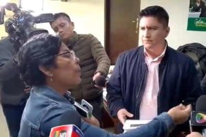 Acusan a asambleísta cruceña de extorsionar a funcionaria por un puesto de trabajo en la Gobernación