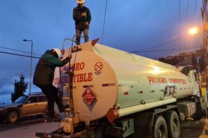 Cisterneros suspenden paro en Santa Cruz; el suministro de combustibles para surtidores se normaliza