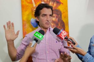 ‘Mamén’ Saavedra denuncia negligencia del alcalde Jhonny Fernández en la defensa de terrenos municipales