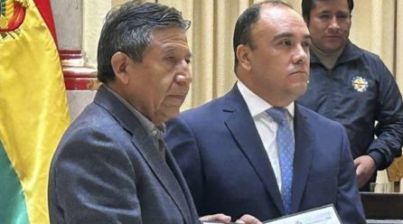Arcistas defienden cambio de vocal en el TSE; un experto recuerda que la Ley impide la destitución