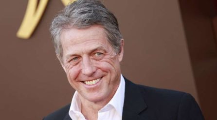 Hugh Grant llega a un acuerdo económico con un tabloide al que demandó
