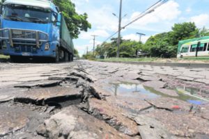 Pavimentación contempla un tramo del Parque Industrial y vías troncales