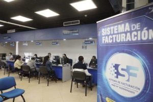 Impuestos dice que facturación electrónica es para los comerciantes del Régimen General