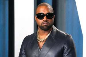 Extrabajador demanda a Kanye West por acoso y discriminación