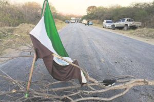 Vecinos de Puerto Suárez bloquean carretera Bioceánica a partir de las 00:00 de este lunes