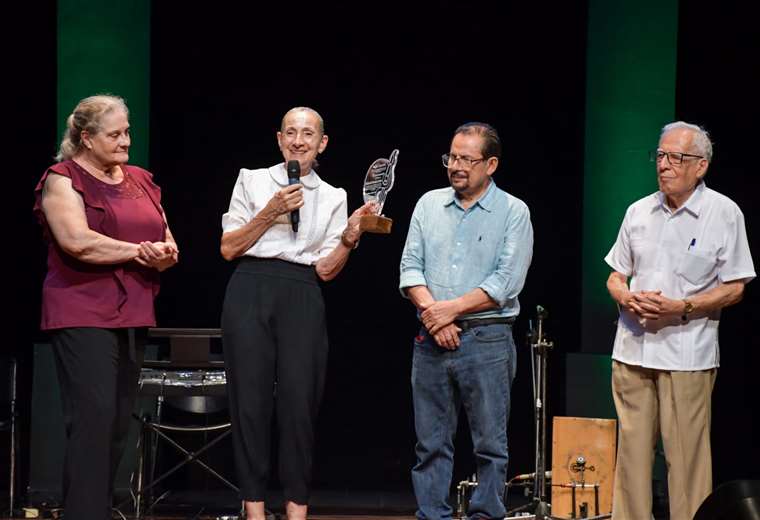 La Casa de la Cultura celebra 56 años de vida con música, arte y conferencias
