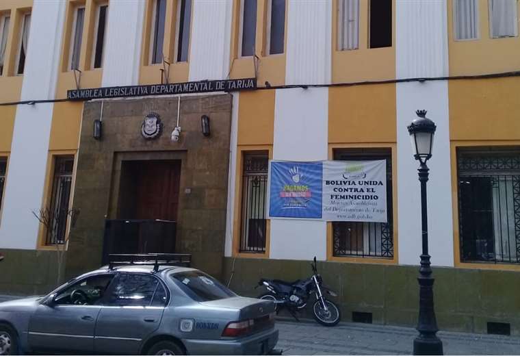 Cívicos califican de «vergüenza y bochornosa» elección fraudulenta en Asamblea Legislativa de Tarija