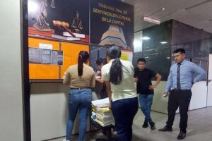 Asociaciones de magistrados de todo el país ven intimidación policial y respaldan a jueces de Santa Cruz