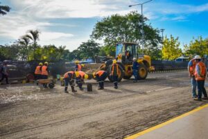 Gobierno duplica deuda por liquidez para cubrir gastos, según datos del BCB