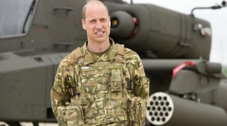 El rey Carlos III entrega una de sus funciones militares a su hijo Guillermo
