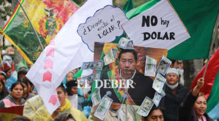 Camacho: “Los dólares de Bolivia se los llevó la corrupción y el despilfarro de Evo y Arce”
