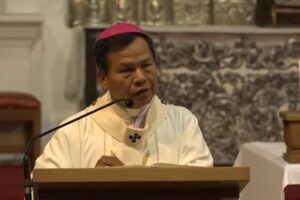 Iglesia católica exhorta a medios de comunicación a ser equilibrados