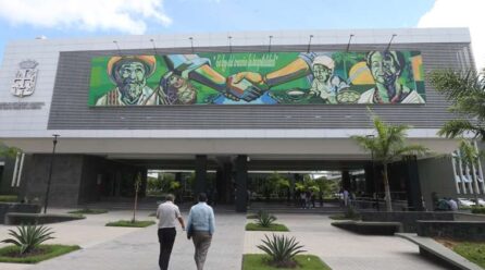 Alcaldía de Santa Cruz denuncia sobreprecio en la construcción de la Quinta Municipal