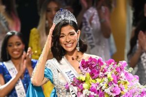 Promociones Gloria anuncia la llegada de la Miss Universo, Sheynnis Palacios