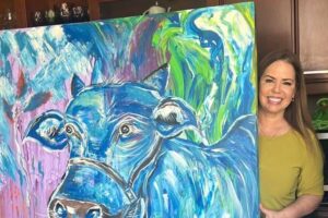 Angélica Sosa alista su exposición de 60 cuadros, lo recaudado irá destinado para las mujeres privadas de libertad