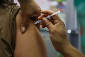 Solo el 14% de las vacunas contra la influenza se han aplicado en Santa Cruz