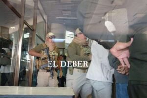 Justicia envía a la cárcel, por 180 días, a ocho de los diez involucrados en el caso ciberestafa