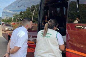 Notifican a 50 operadores turísticos por no contar licencia de transporte