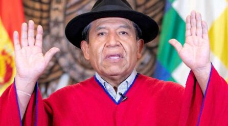 ¿A quién llama Choquehuanca líderes sin pueblo?