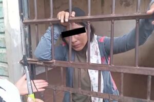 «No teníamos ni encendedor en mi cuarto, no sé cómo pasó. Yo estaba trabajando»; dice la acusada de quemar su casa donde murió su ex y sus hijos