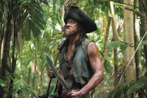 Muere actor de «Piratas del Caribe» atacado por un tiburón mientras surfeaba en Hawái