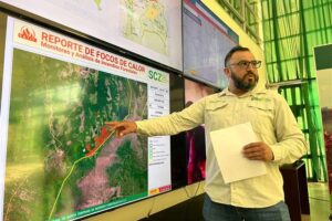 Confirman cuatro incendios forestales activos en Santa Cruz