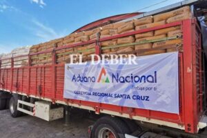 Grupo de choque de 30 personas intentó recuperar dos camiones de contrabando: “Tienen una organización similar al narcotráfico”