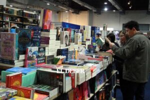 Más de 125 mil personas visitaron la Feria Internacional del Libro de Santa Cruz de la Sierra