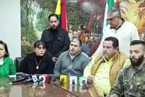 Cívicos cruceños piden a la población mantener la calma y pronunciamientos claros a Arce y Zuñiga