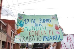 Caminata en Santa Cruz exige fin del trabajo infantil
