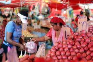 Según el INE, la inflación fue de 0,63% en mayo; economista observa que es el mes más inflacionario