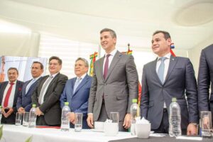 Presidente de Paraguay ‘seduce’ a capitales nacionales; más de 1.000 empresas e inversionistas de Bolivia operan en ese país