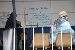 «Tengo cáncer y ya no sé cuándo me operarán»: la impotencia frente al paro médico de cuatro días