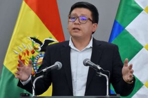 Cusicanqui asegura que Bolivia es tan atractiva para inversiones como Paraguay, salvo un par de diferencias